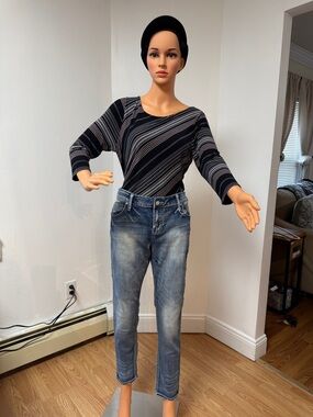 Hydraulic Women’s Cropped Ankle Jeans in Washed Blue